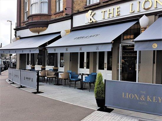 Lion & Key Cafe Bar Grill