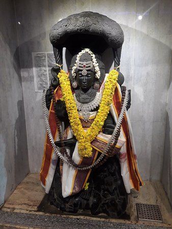 London Sri Mahalakshmi Temple
