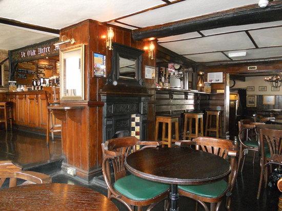 Ye Olde Mitre Inne